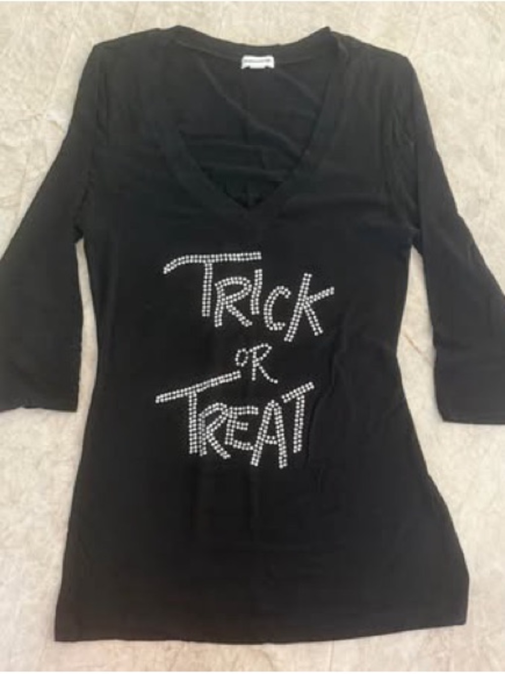 Zenana Outfitters Black Rhinestone 'Trick or Treat' V-Neck 3/4 Sleeve Top - Picture 7 of 7